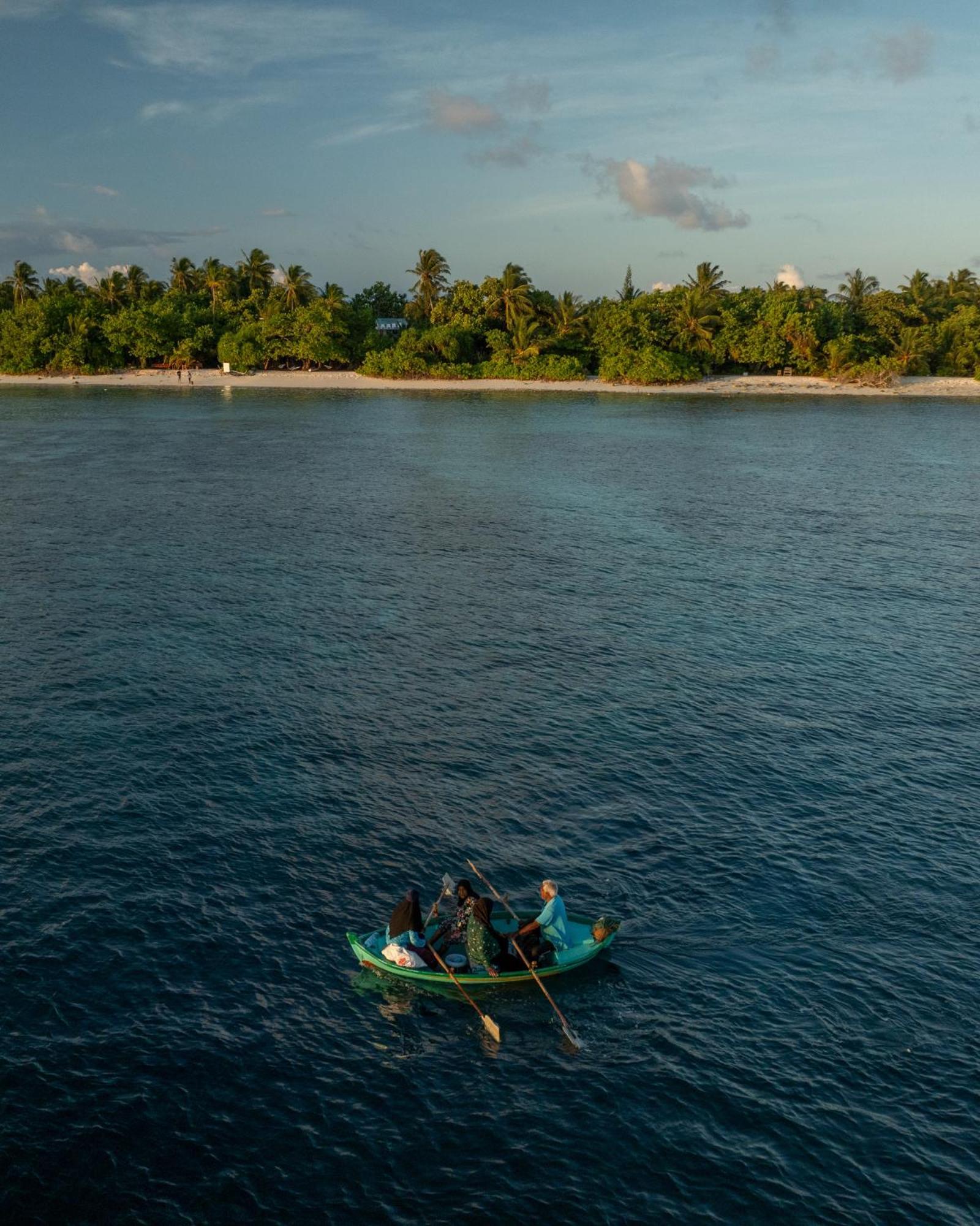 Kirulhiya Maldives Hotel Omadhoo Екстер'єр фото