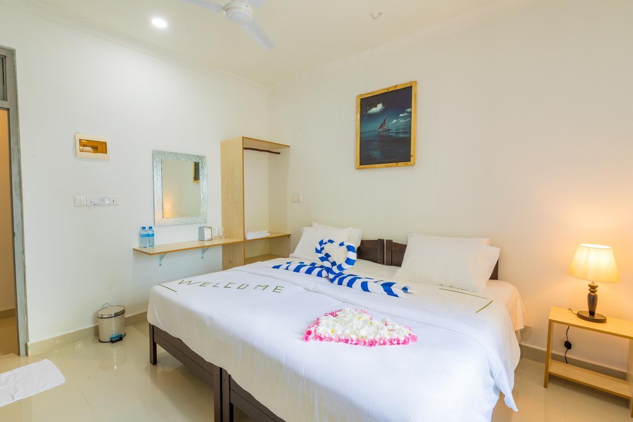 Kirulhiya Maldives Hotel Omadhoo Екстер'єр фото
