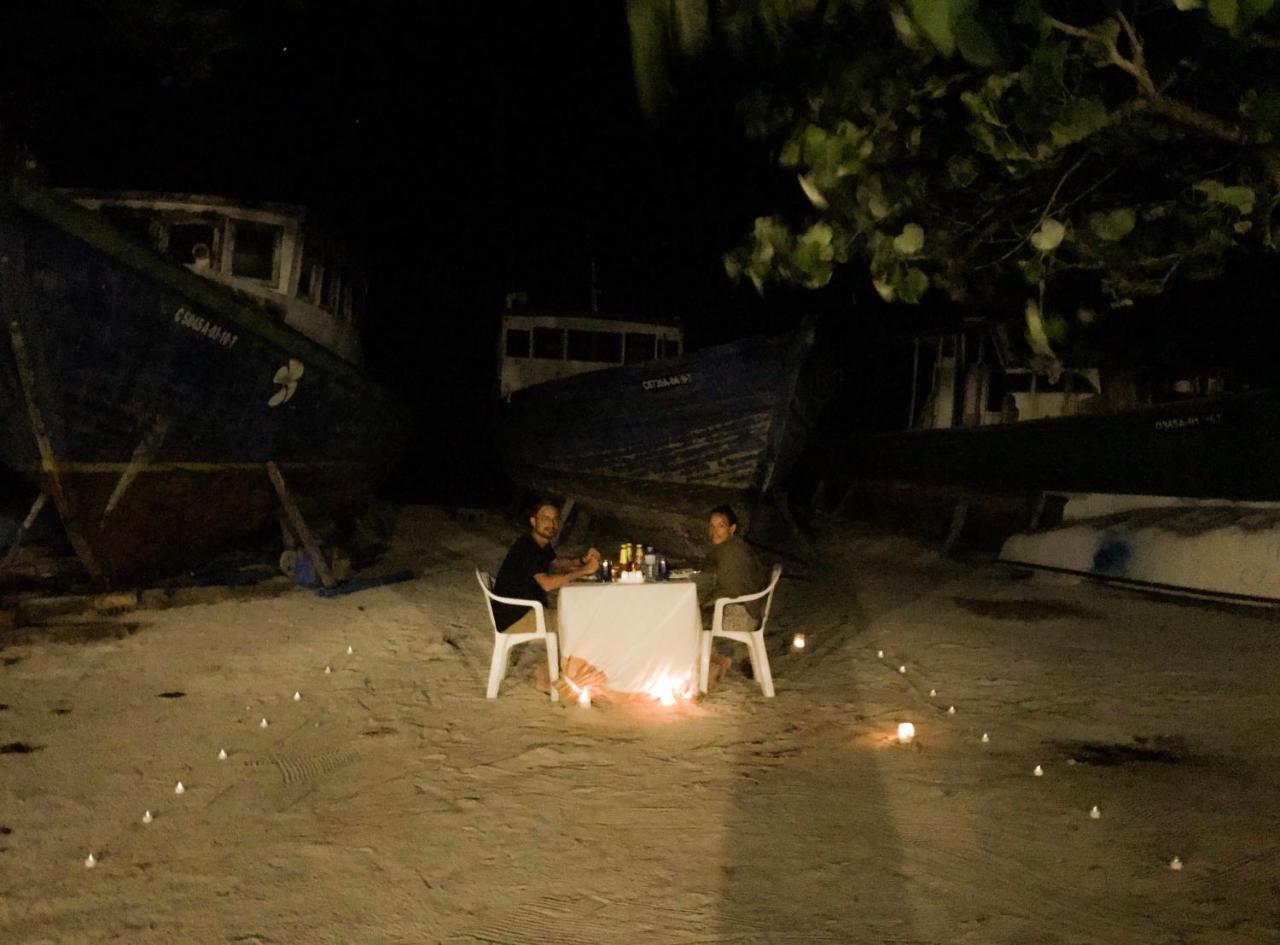 Kirulhiya Maldives Hotel Omadhoo Екстер'єр фото